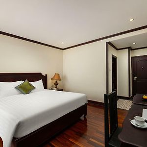 4 Hours Superior Room from 1100 1500